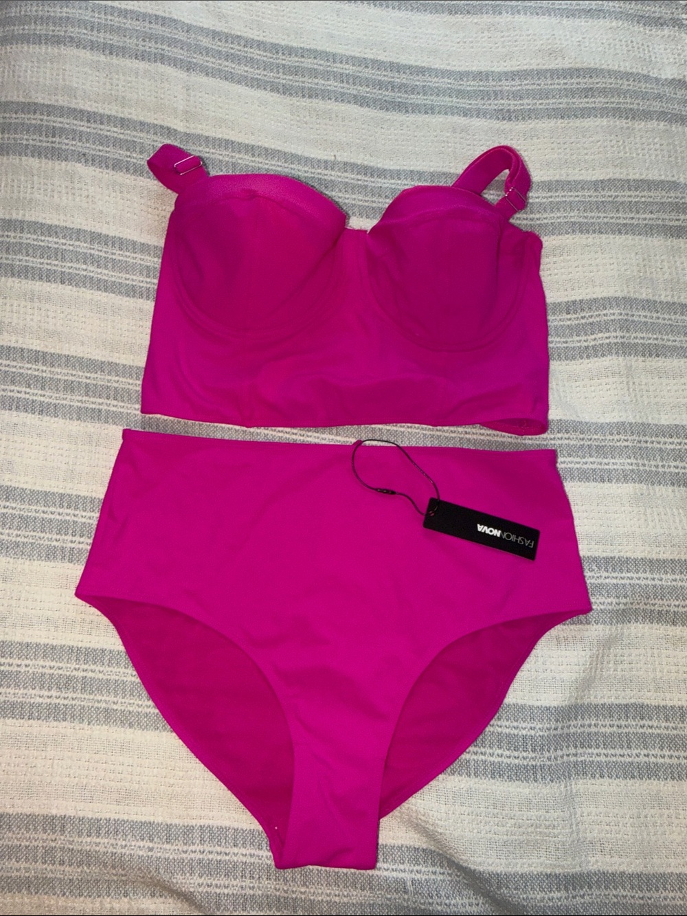 Fashion Nova Vibrant Fuchsia corset back Longline Underwire Bikini Set